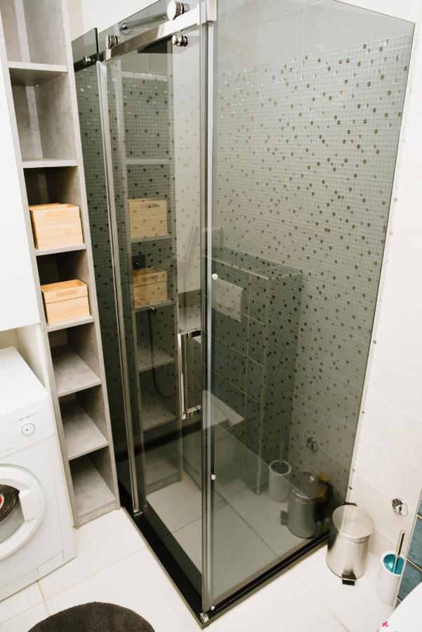 Lusso Apartman 수보티차 외부 사진