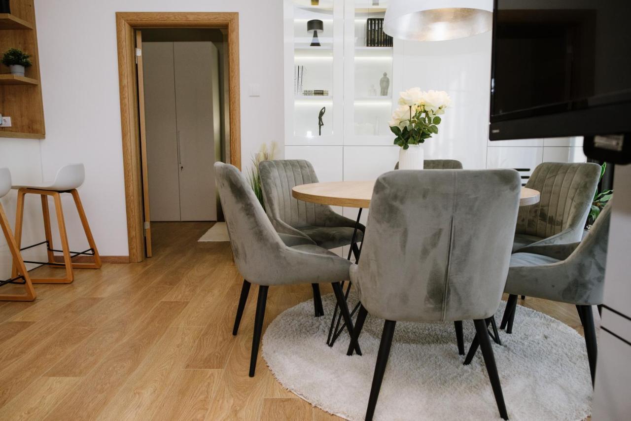 Lusso Apartman 수보티차 외부 사진