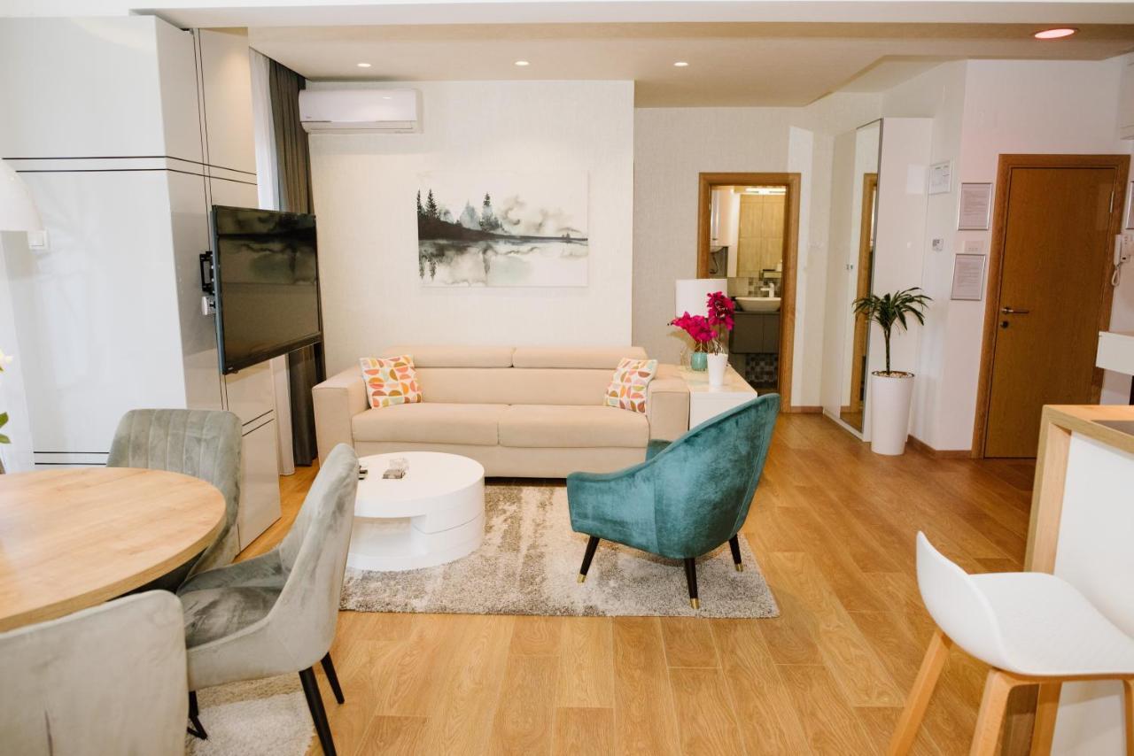 Lusso Apartman 수보티차 외부 사진